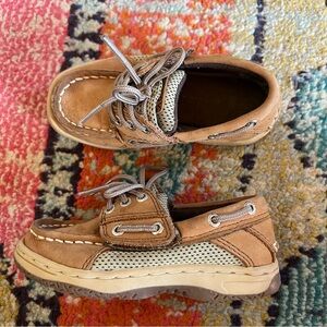 Sperry Lanyard Boat Shoe - Kids' size 8